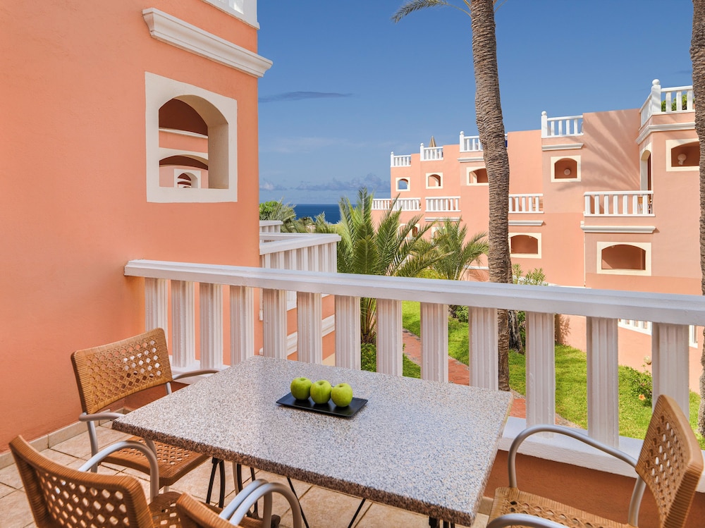 Sol Sun Beach Apartments 6/60