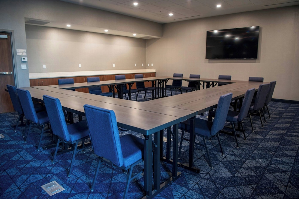 Courtyard by Marriott Lake City 38/50