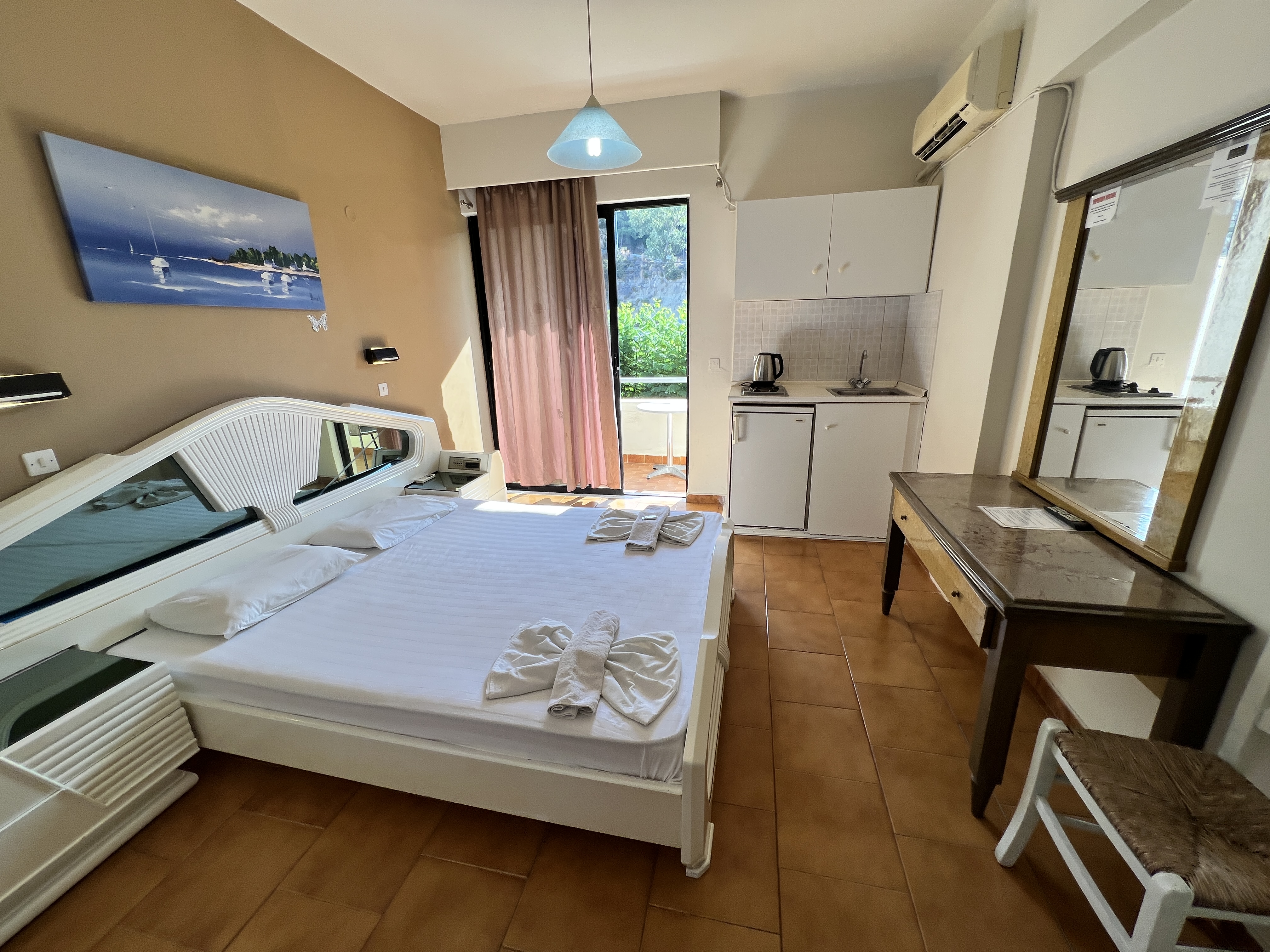 Golden Days Hotel 18/50