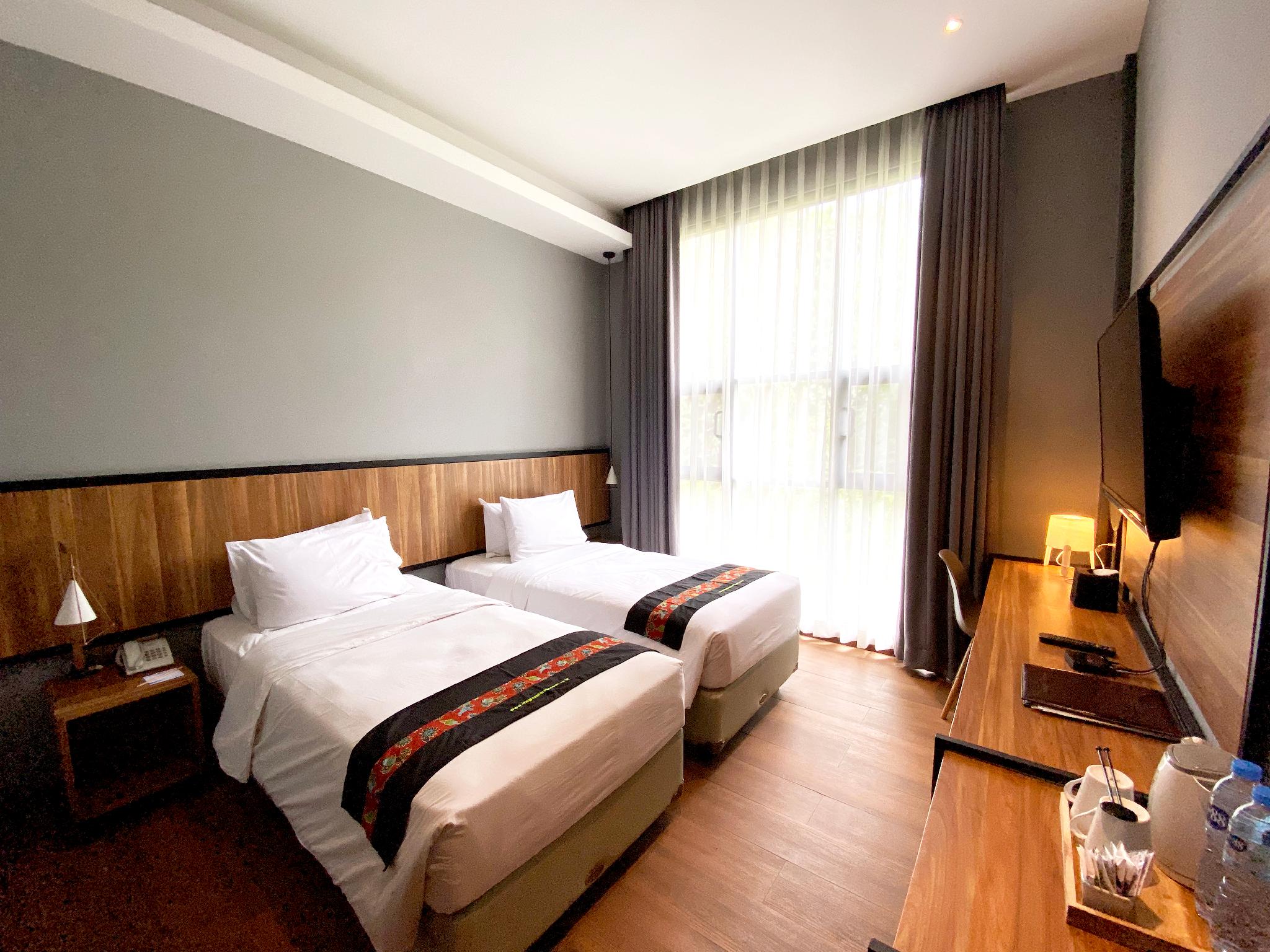 Studio, Suite, Twin Beds