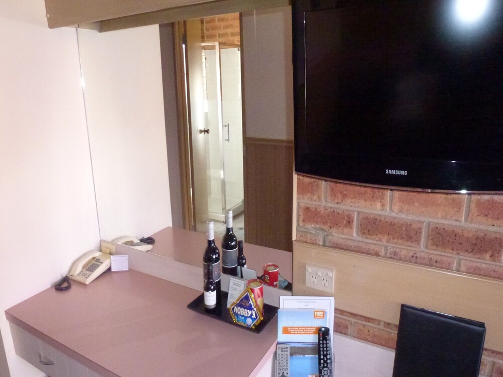 Colonial Motor Inn Bairnsdale 26/37