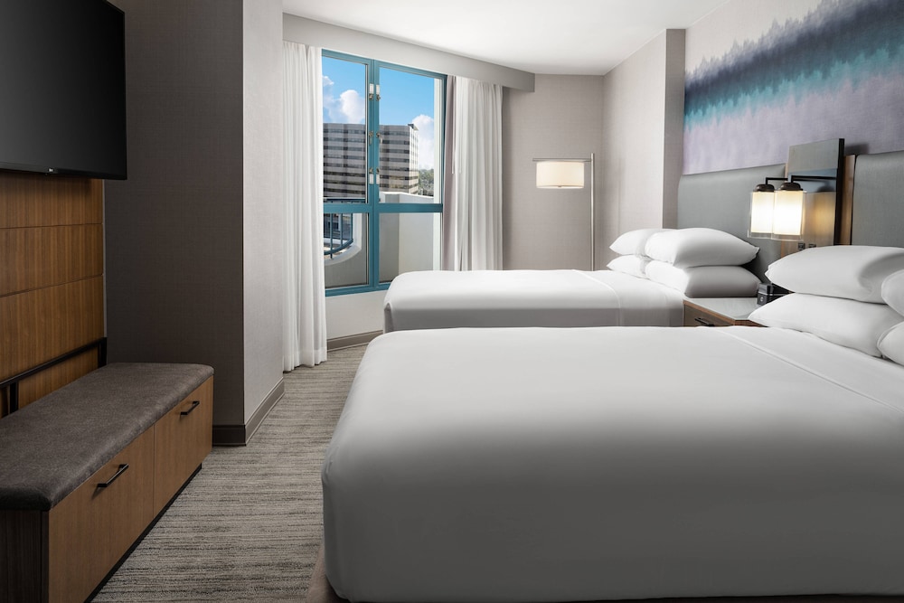 Costa Mesa Marriott 16/51