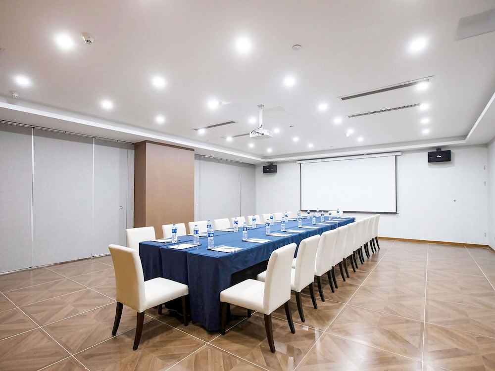 Novotel Nanjing Central Suning 37/49