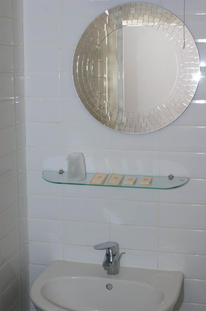 Rooms Inn 52/53