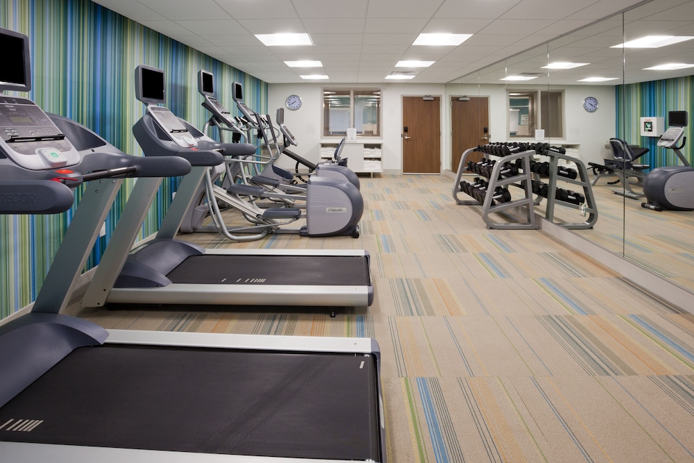 Holiday Inn Express And Suites Des Moines Downtown 32/55