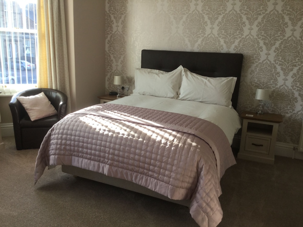 Glenora Guest House 18/57
