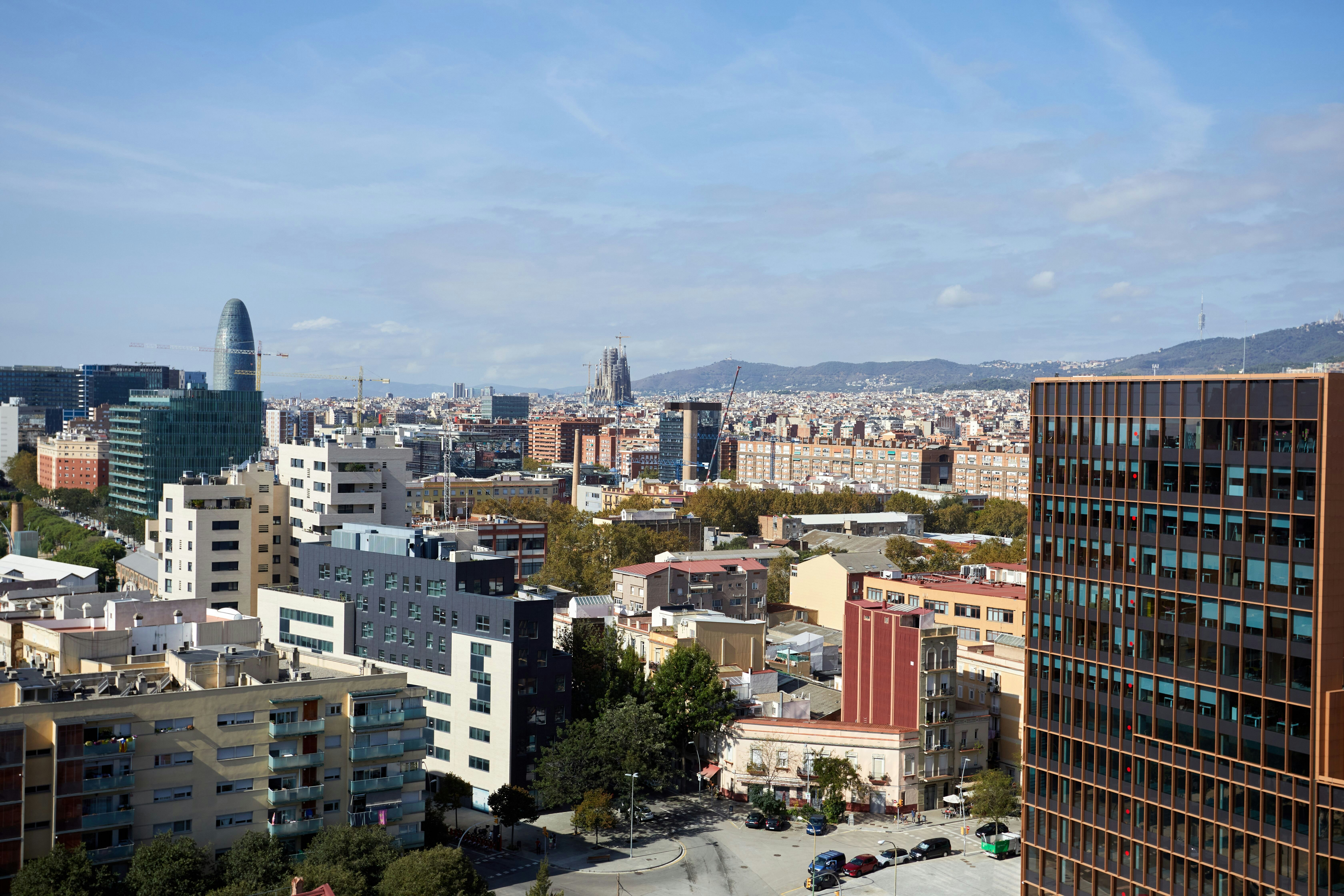 The Social Hub Barcelona Poblenou 12/99