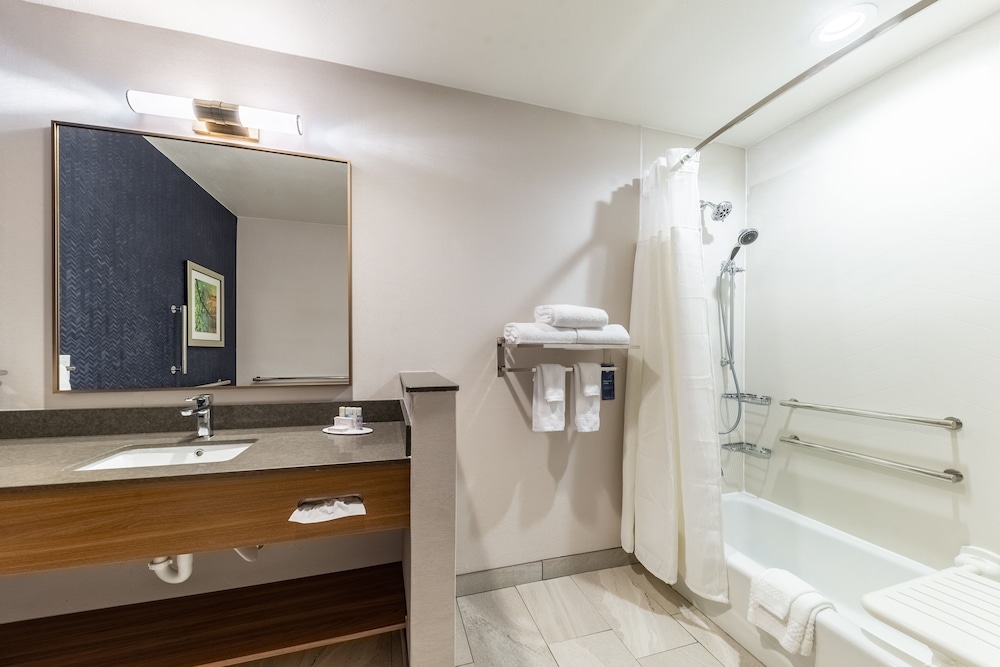 Fairfield Inn & Suites By Marriott Gainesville I-35 16/39
