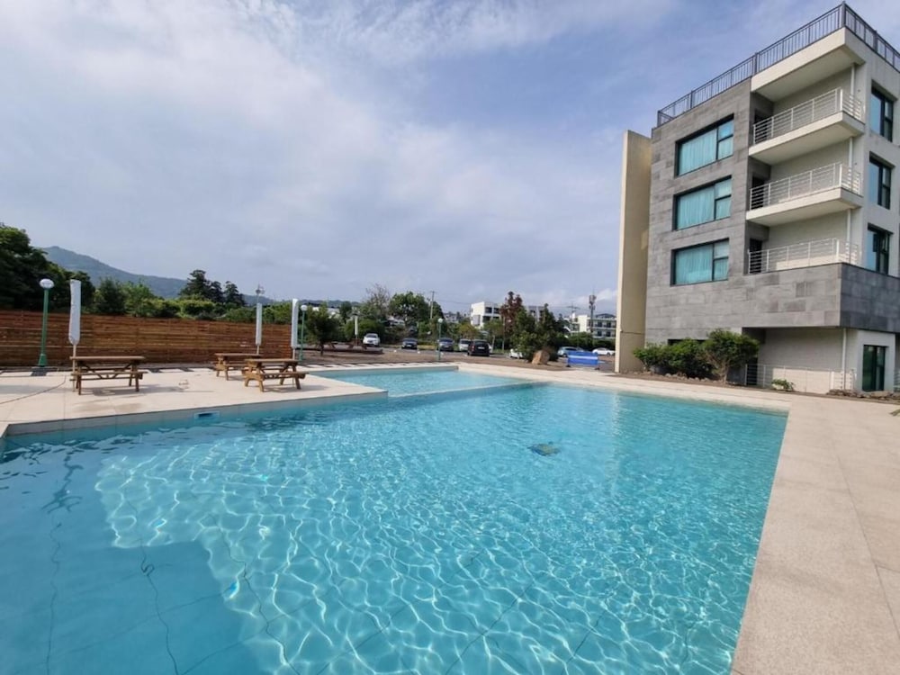 Grandmer Hotel Jeju 14/67