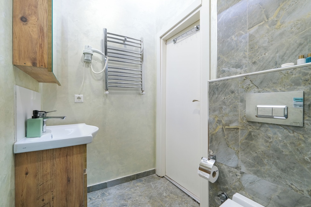 Loren Hotel Suites 39/50