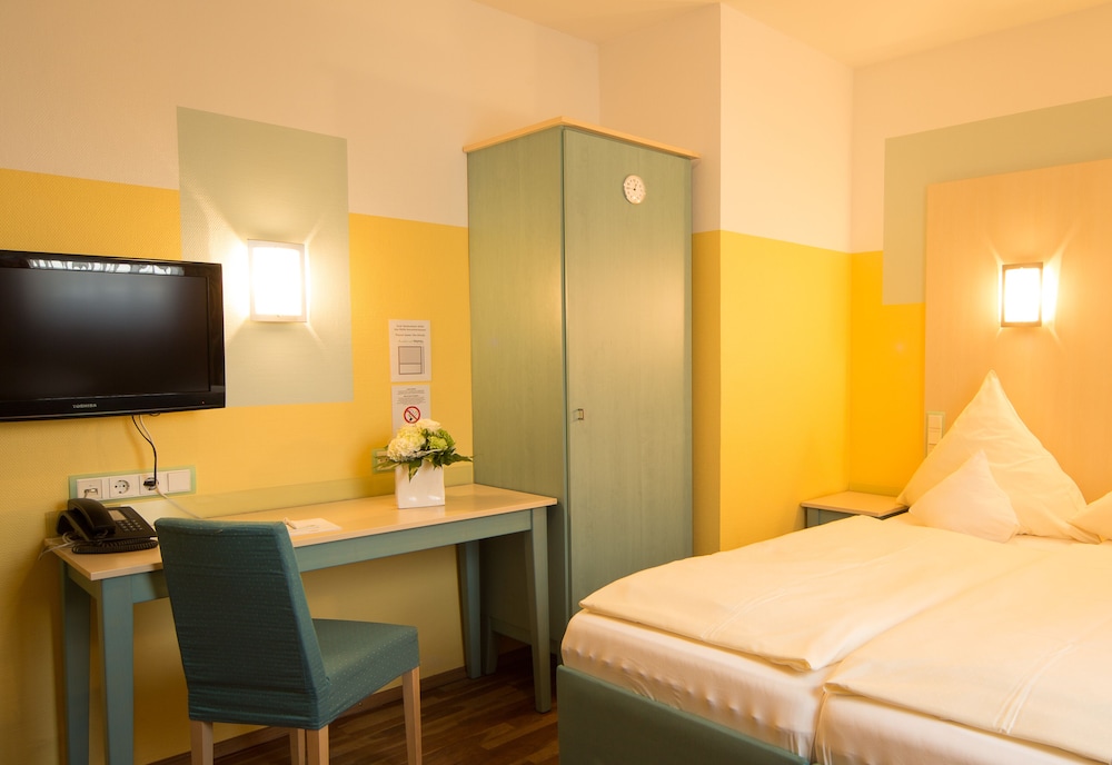 Ambient Hotel Am Europakanal 19/50