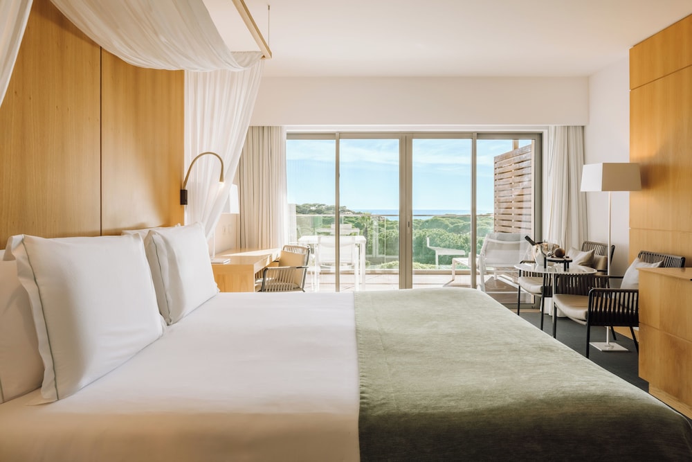 DELUXE, OCEAN VIEW