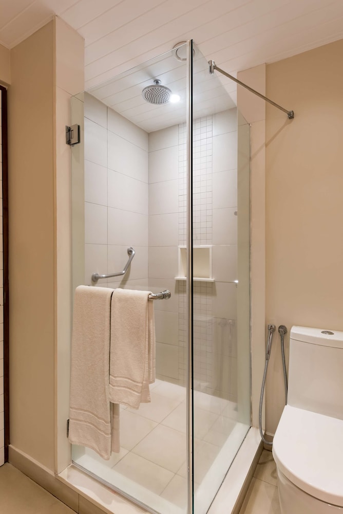Radisson Blu Poste Lafayette Resort And Spa Adults Only 46/48