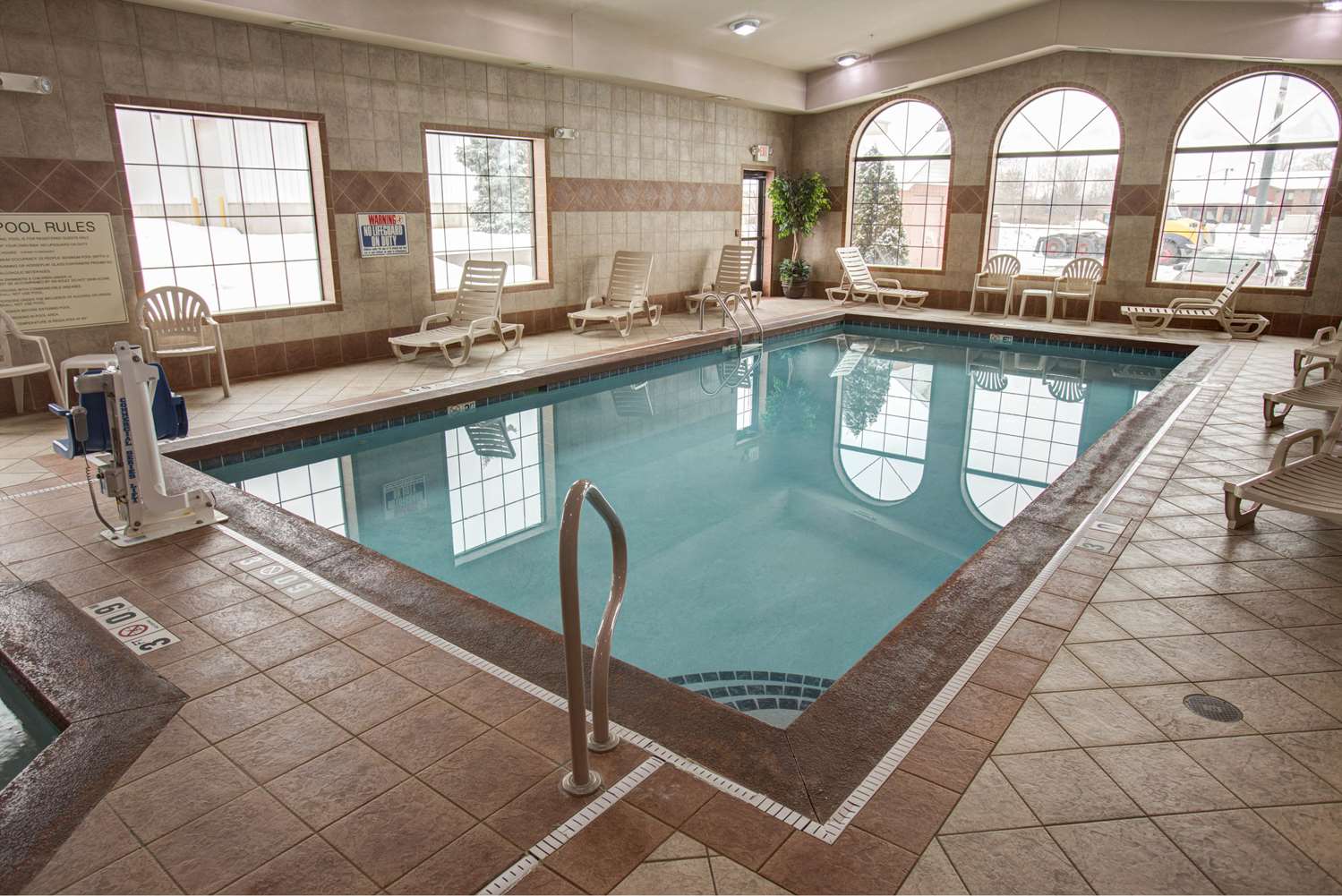 Comfort Suites Grand Rapids South 15/30