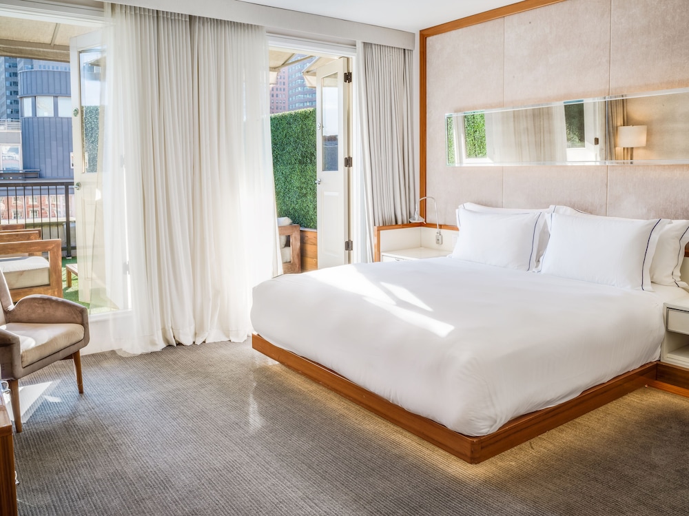 غرفة بريميير بسرير كينج بشرفة، 33 Hotel, New York City, Seaport 2/8