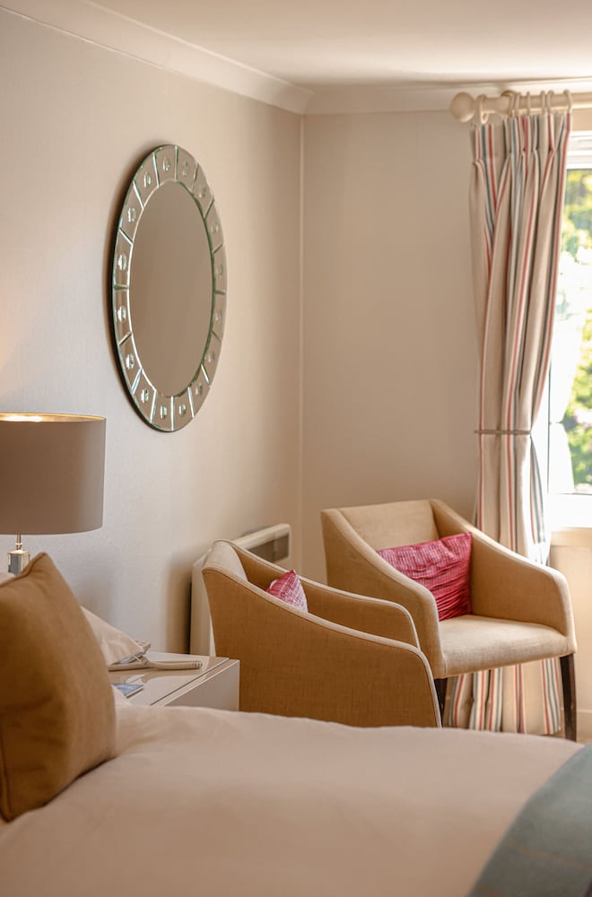 AIRDS HOTEL 31/50