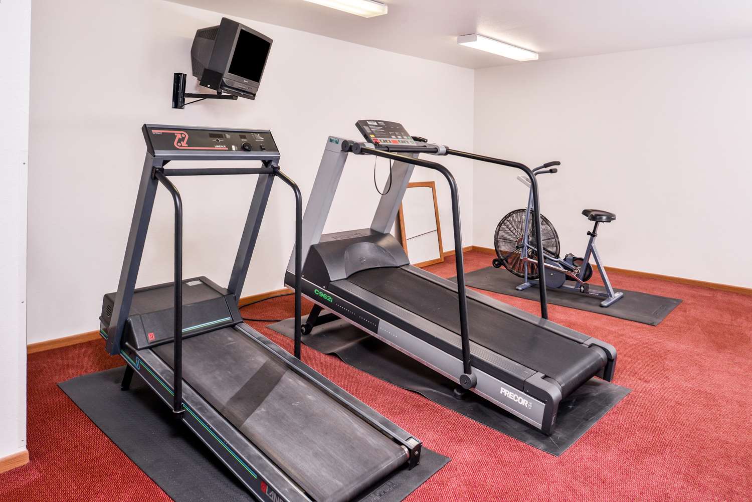 Americas Best Value Inn Missouri Valley 15/28