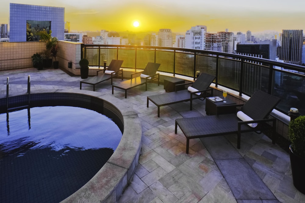Blue Tree Premium Faria Lima 30/65