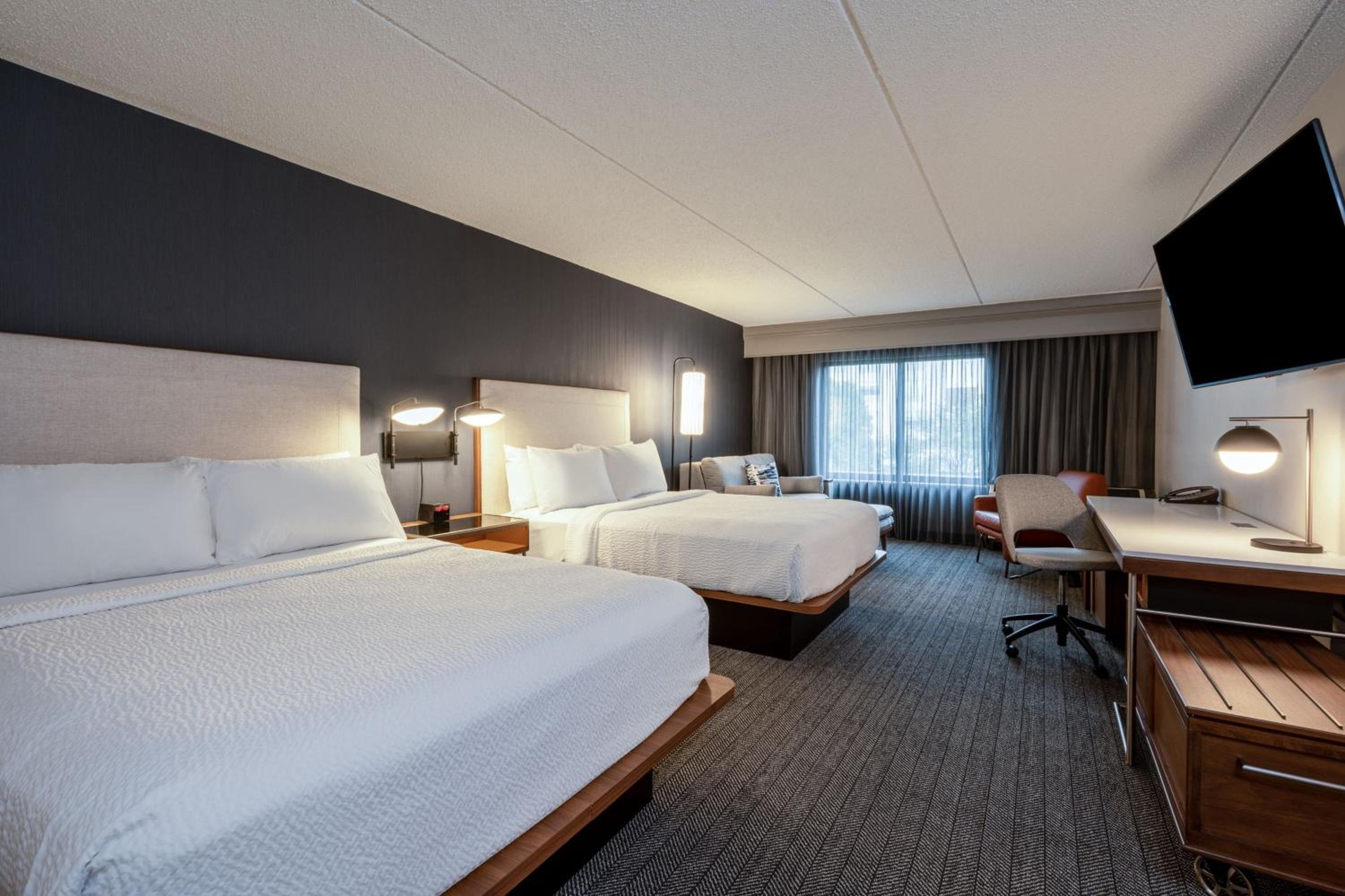 Superior, 2 Queen Beds