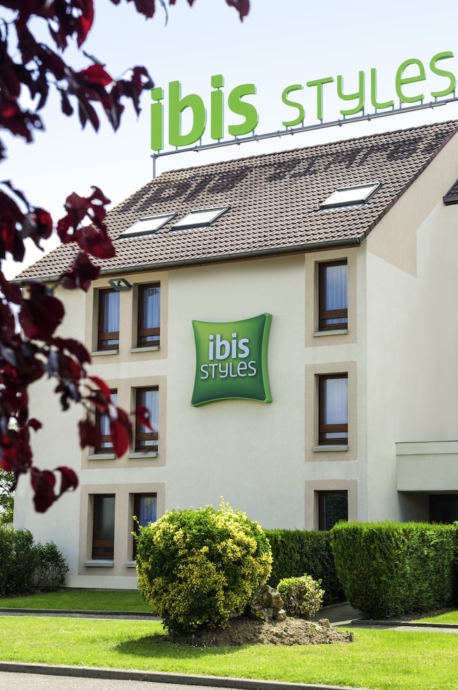 Ibis Styles Chartres 5/50