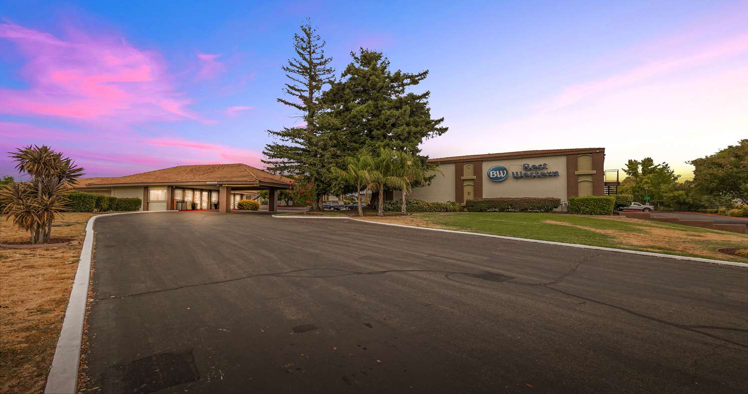 Best Western Roseville Inn 32/32