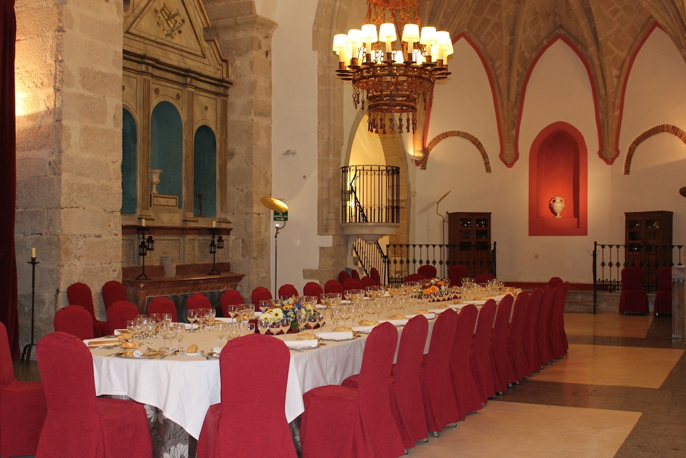 Parador De Trujillo 46/53