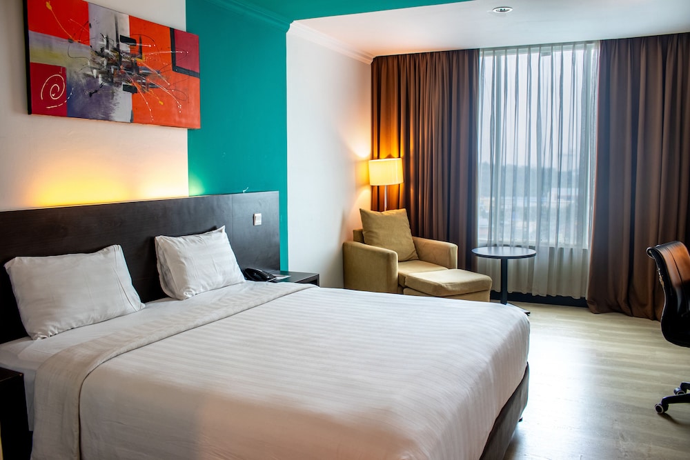 Kings Hotel Nagoya Batam 8/50