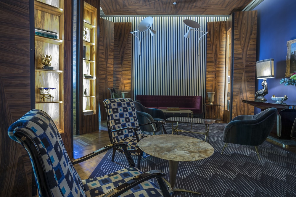 Valverde Hotel 38/46