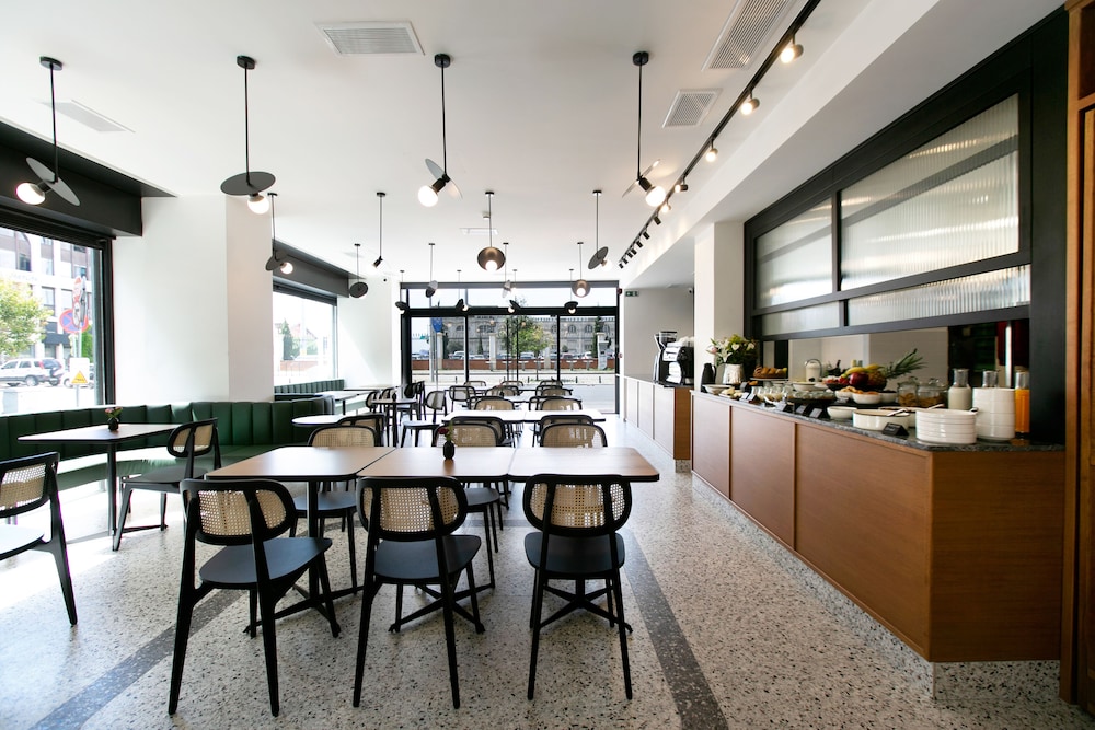 Noa Hotel 52/66