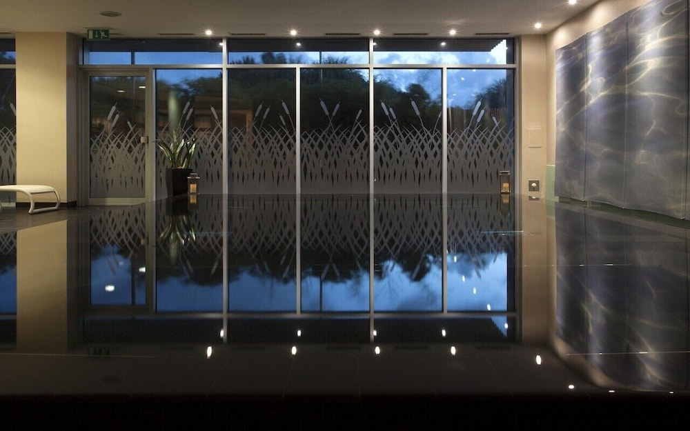 Captains Club Hotel & Spa 32/57