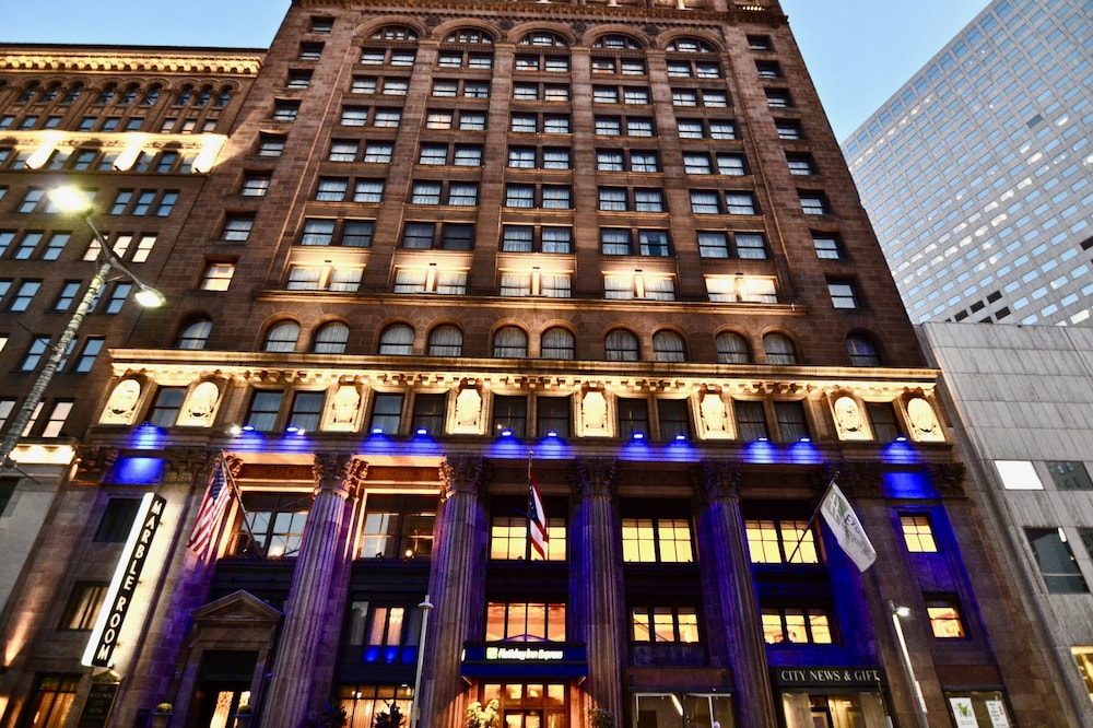 HOLIDAY INN EXPRESS CLEVELAND DOWNTOWN 1/59