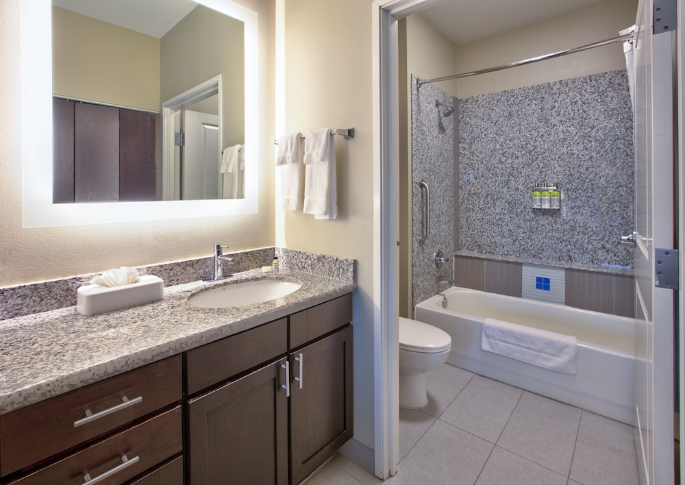 Staybridge Suites Plano - Richardson Area 68/70