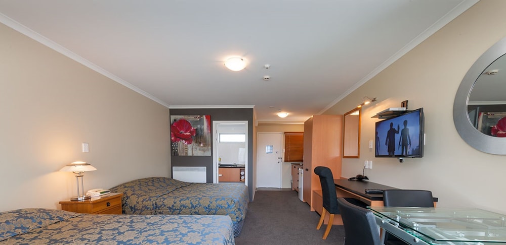 The Picton Beachcomber Inn 14/28