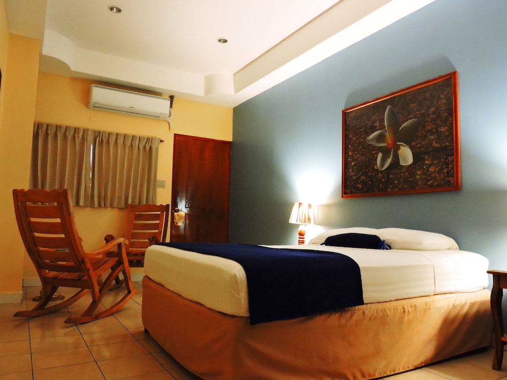Xolotlan Hotel 46/74