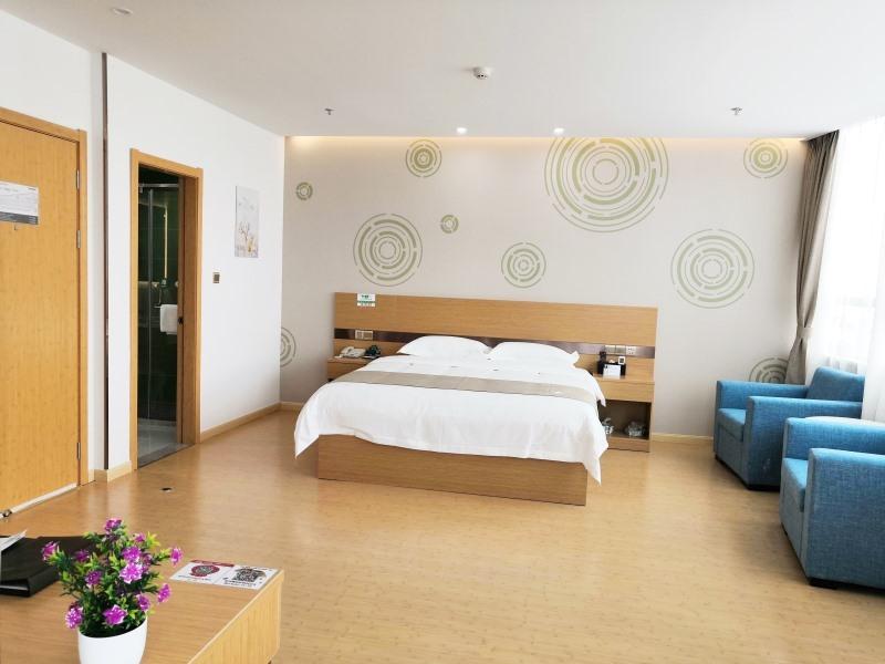 GreenTree Inn Shanghai Jinshan District Wanda Plaza Longhao Road Express Hotel 24/49