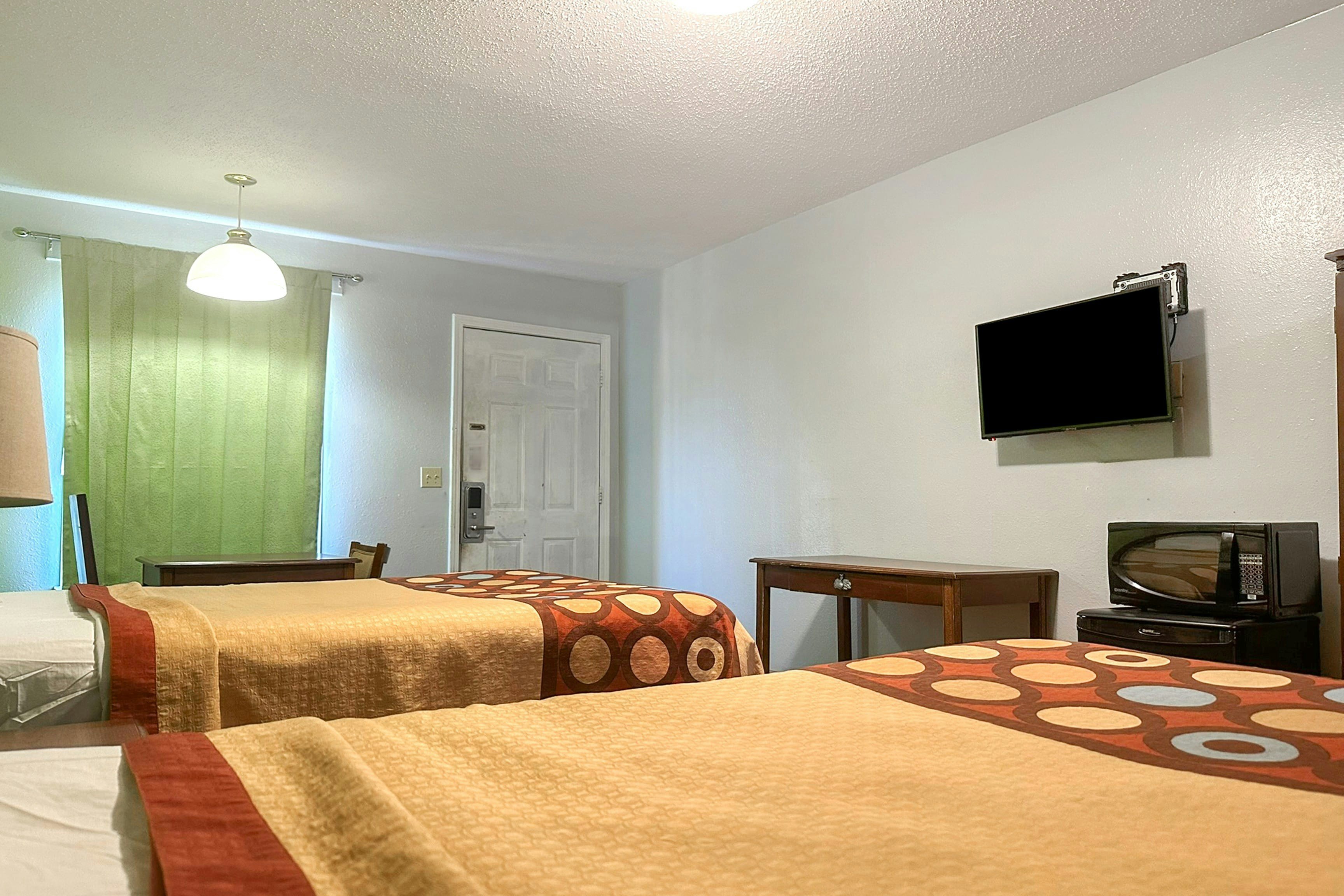 OYO Hickory House Inn 21/38