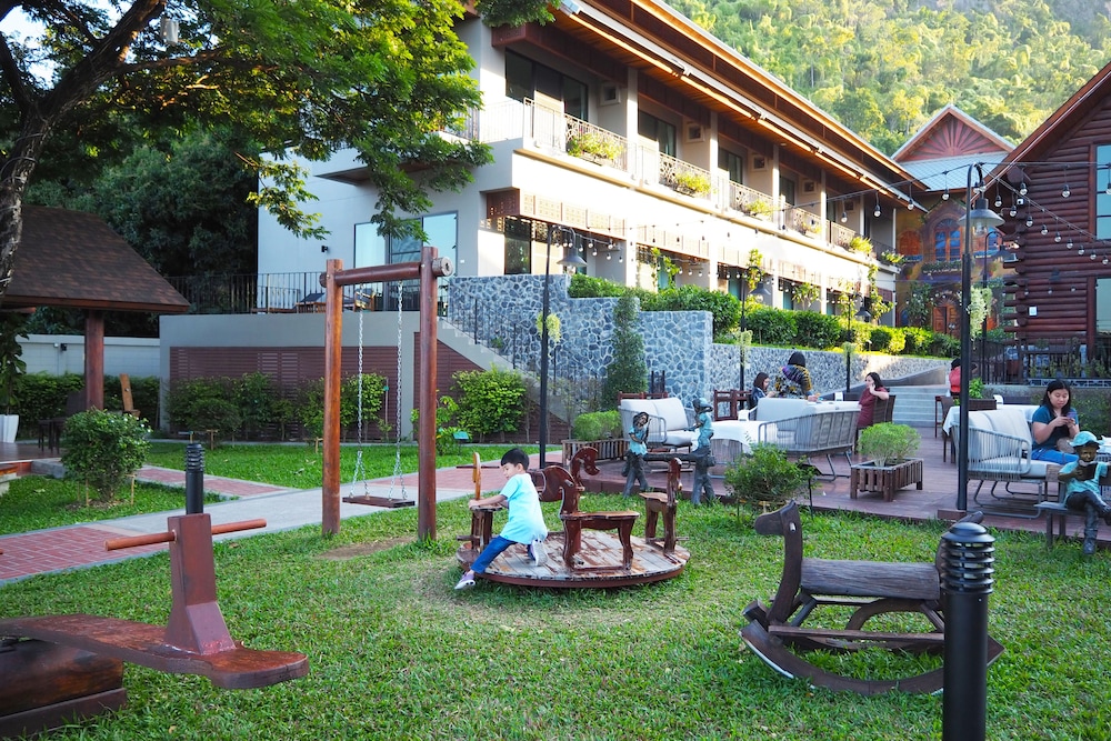 Pla Kan Resort 34/43