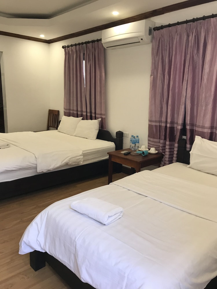 Golden Lotus Place 20/68