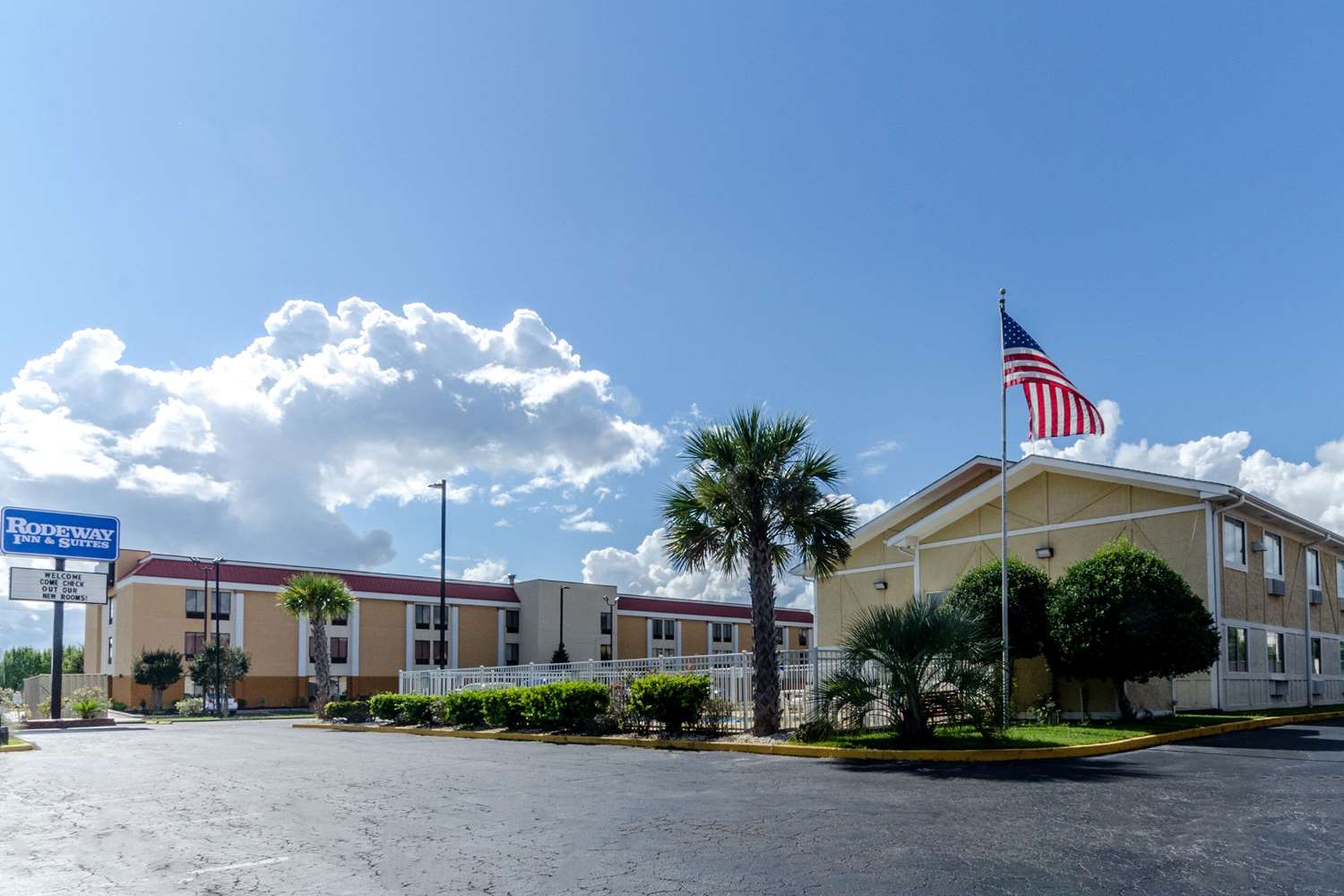 Rodeway Inn & Suites Jacksonville Near Camp Lejeune 2/51