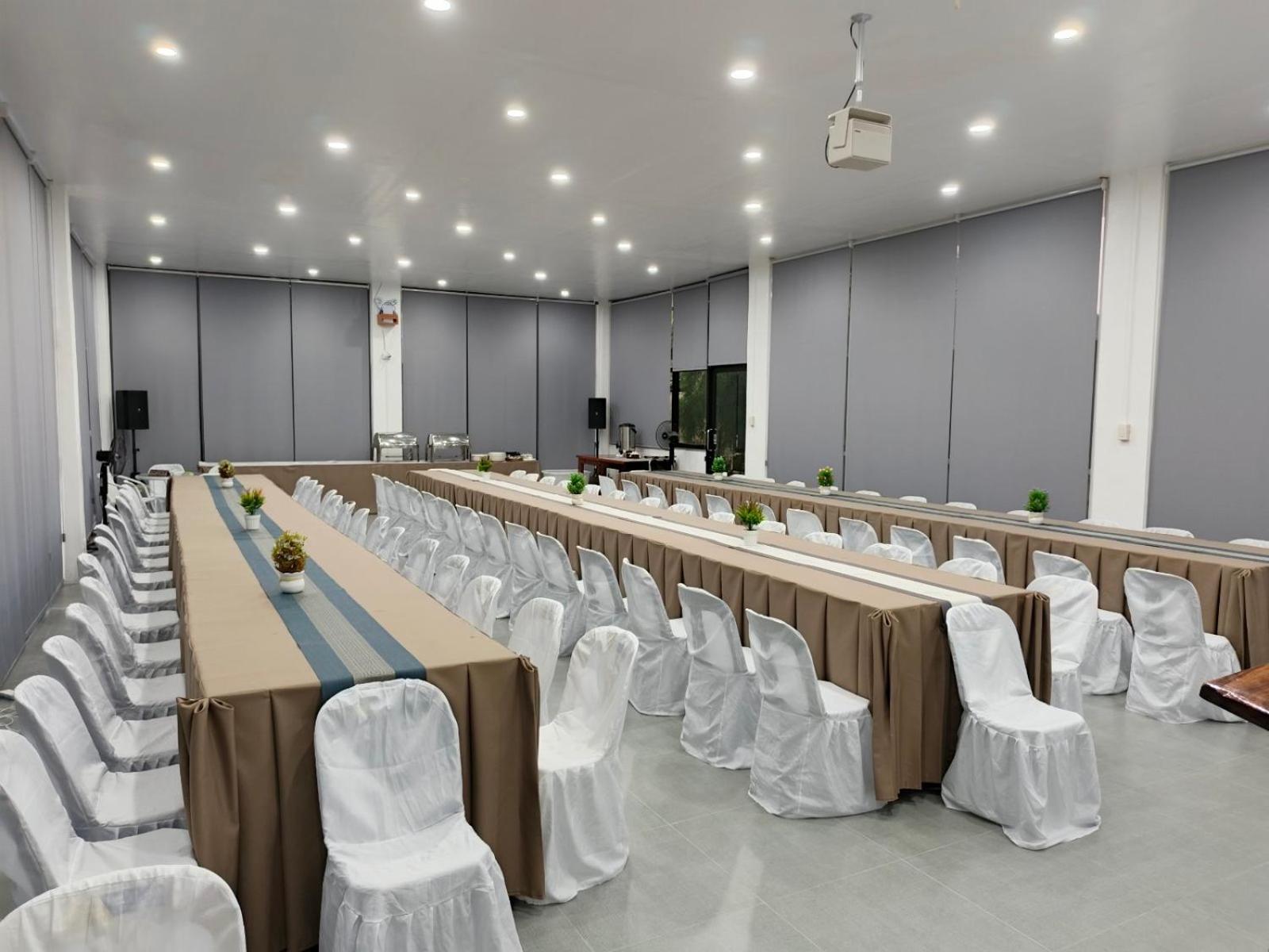 Ocean Star Hotel Coron 25/50