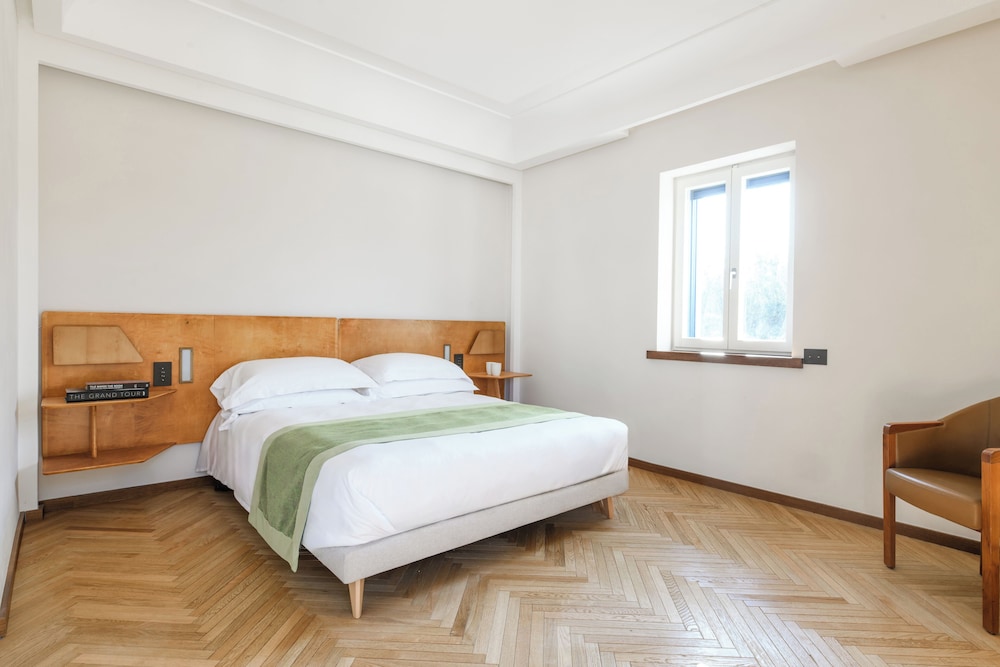 Relais Regina Giovanna 28/77