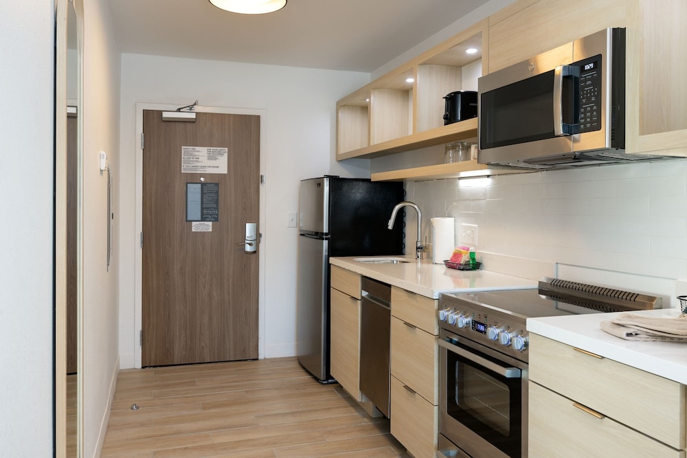 TownePlace Suites Canton Riverstone Parkway 38/38