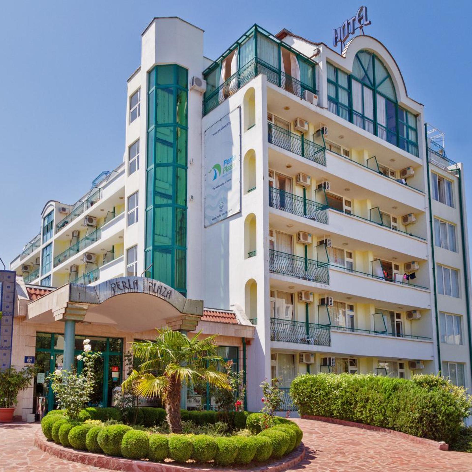 Perla Plaza 6/50