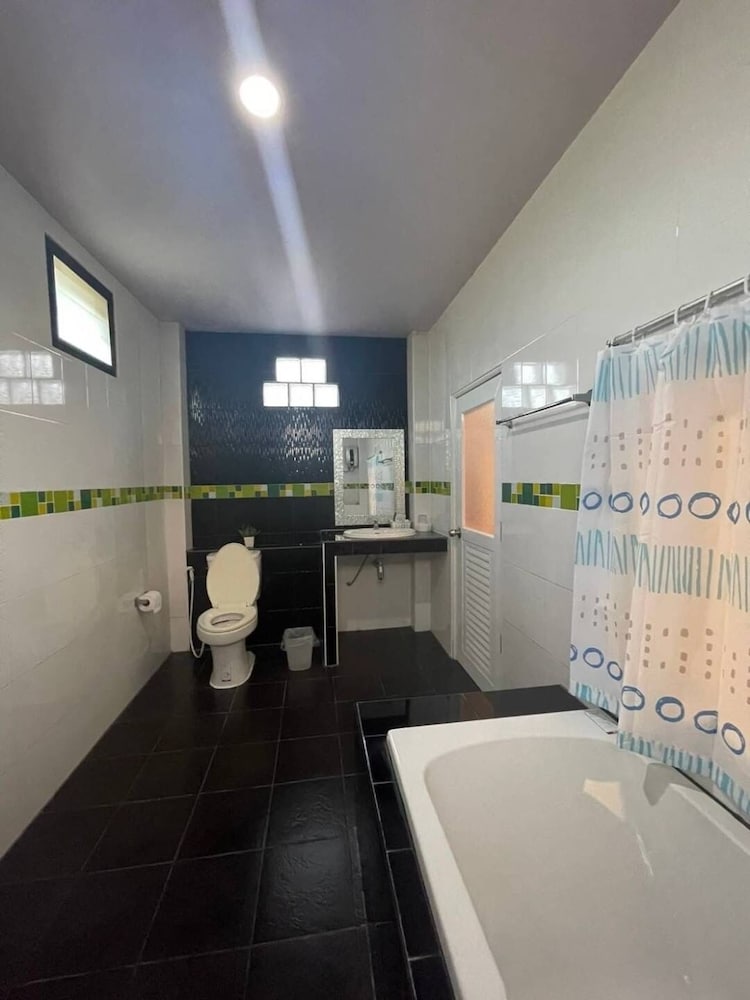 S Ville Resort 37/38