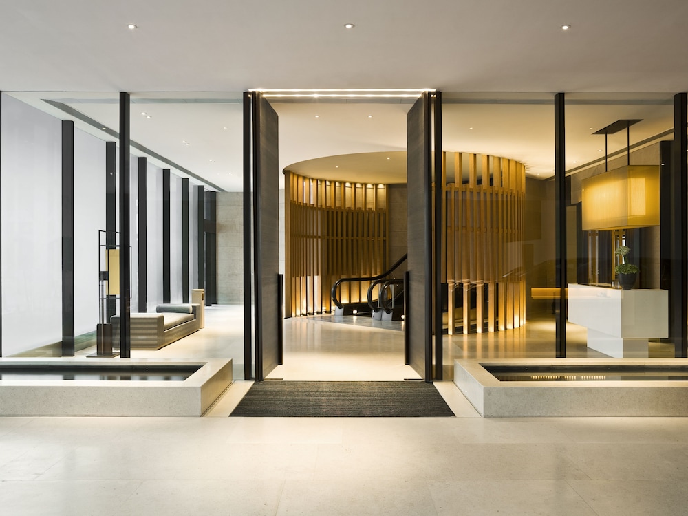 Upper House Hong Kong 4/65