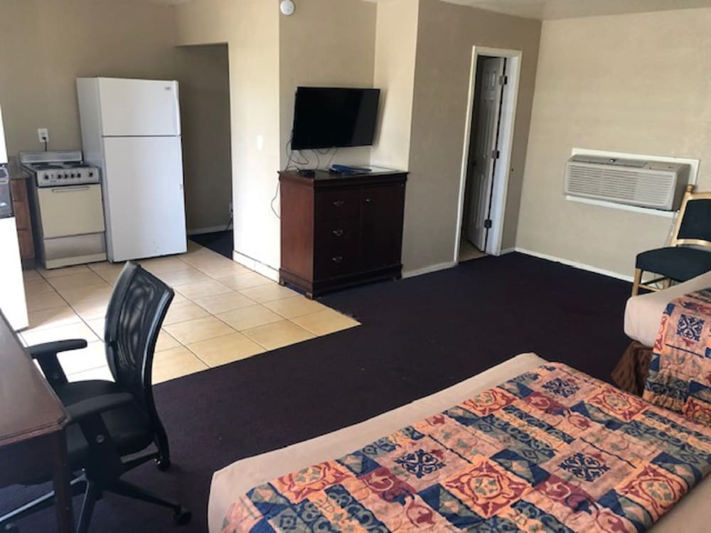 American Executive Inn 42/58