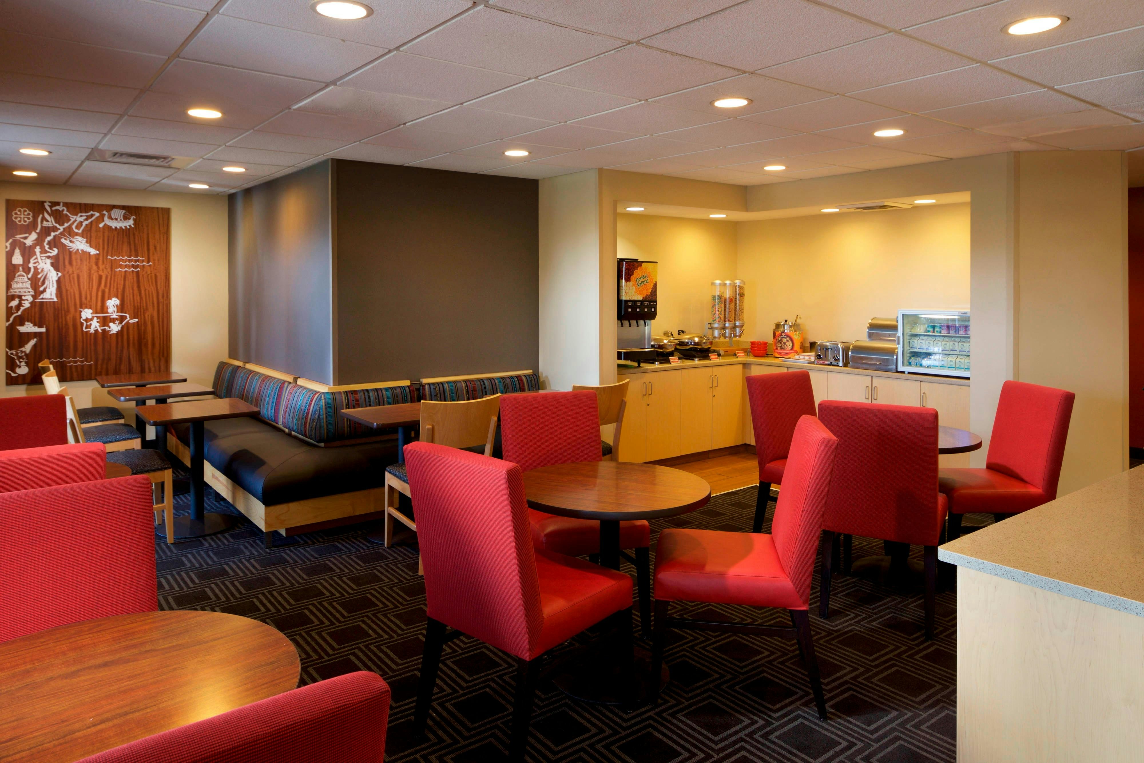 Towneplace Suites By Marriott Jacksonville 25/28