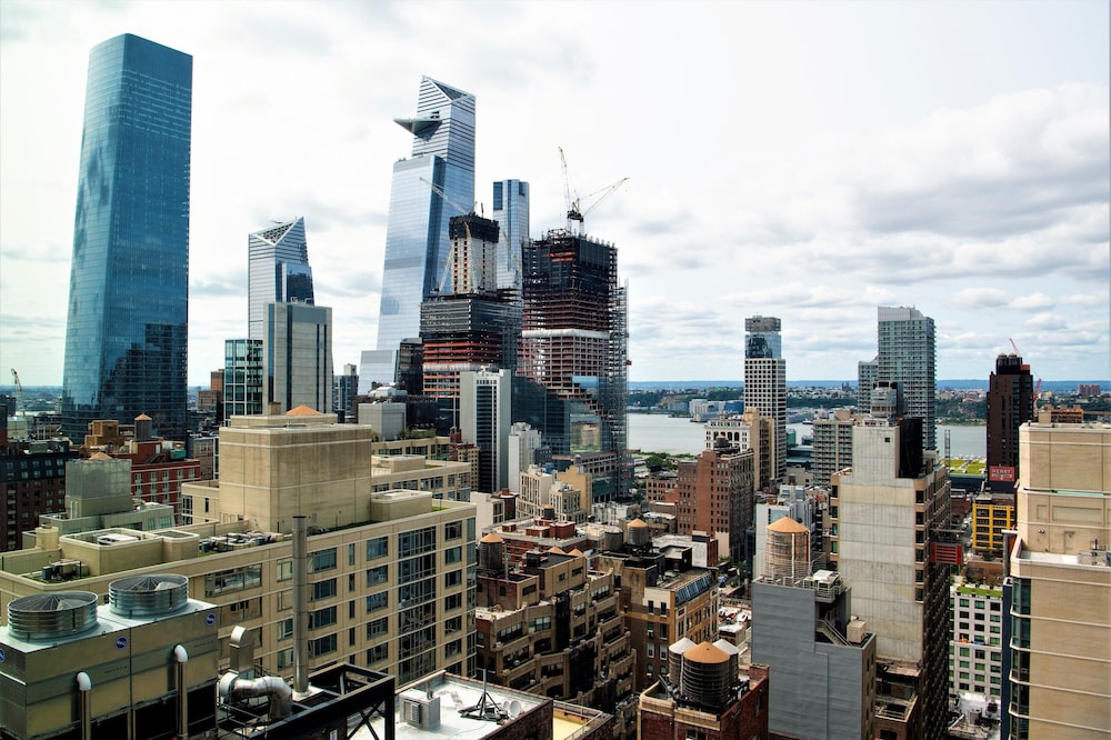 Holiday Inn New York City - Times Square 53/56