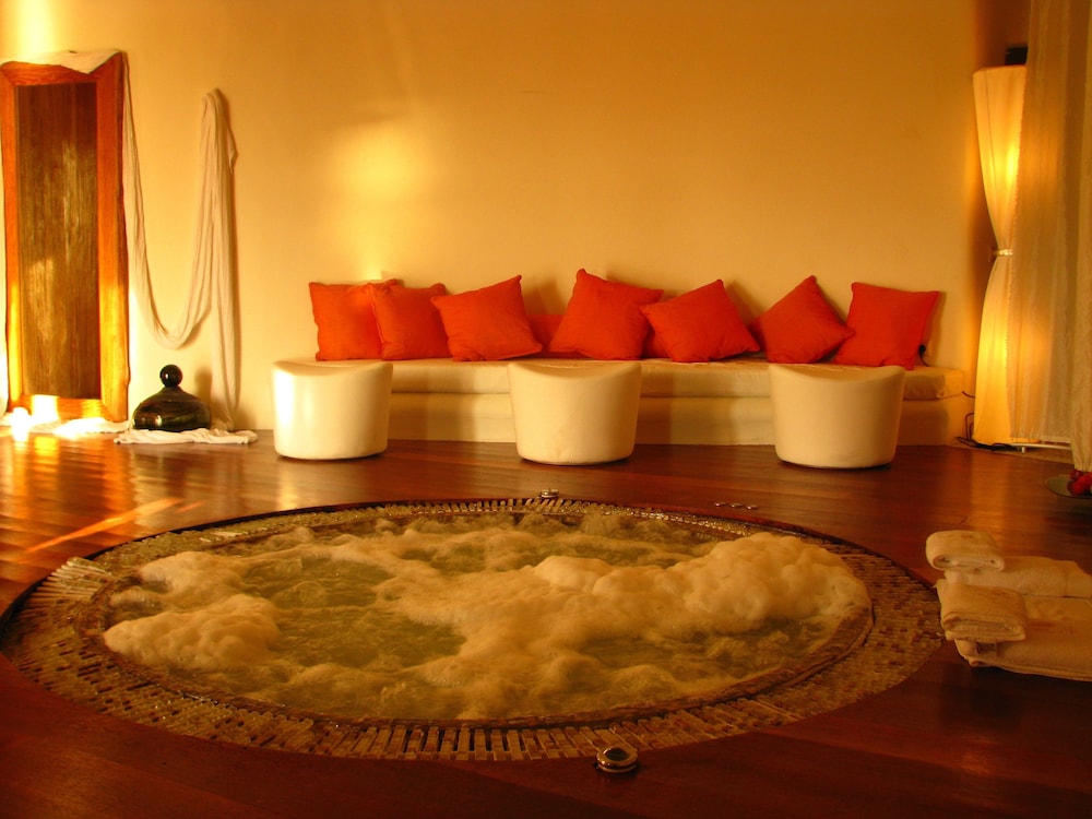 Aigis Suites 26/50