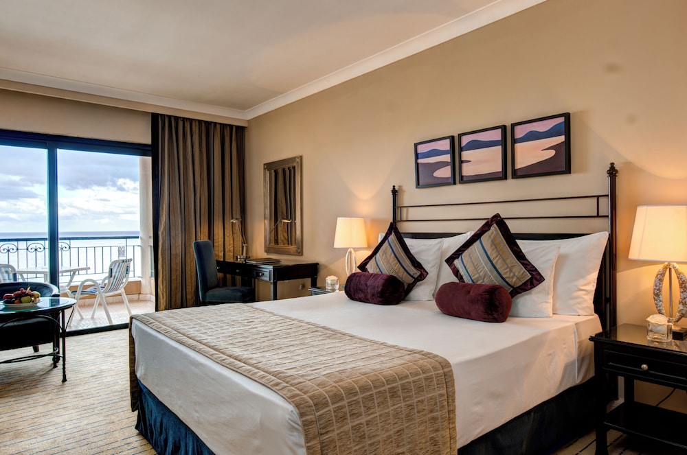 Corinthia Hotel St Georges Bay 11/50